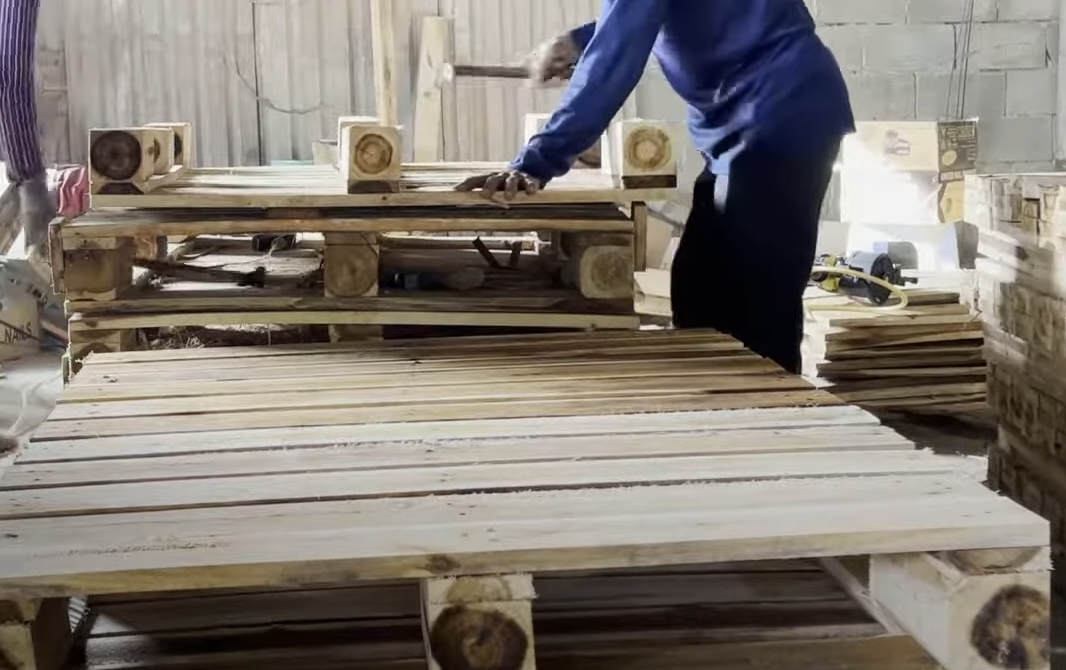 đóng pallet gỗ