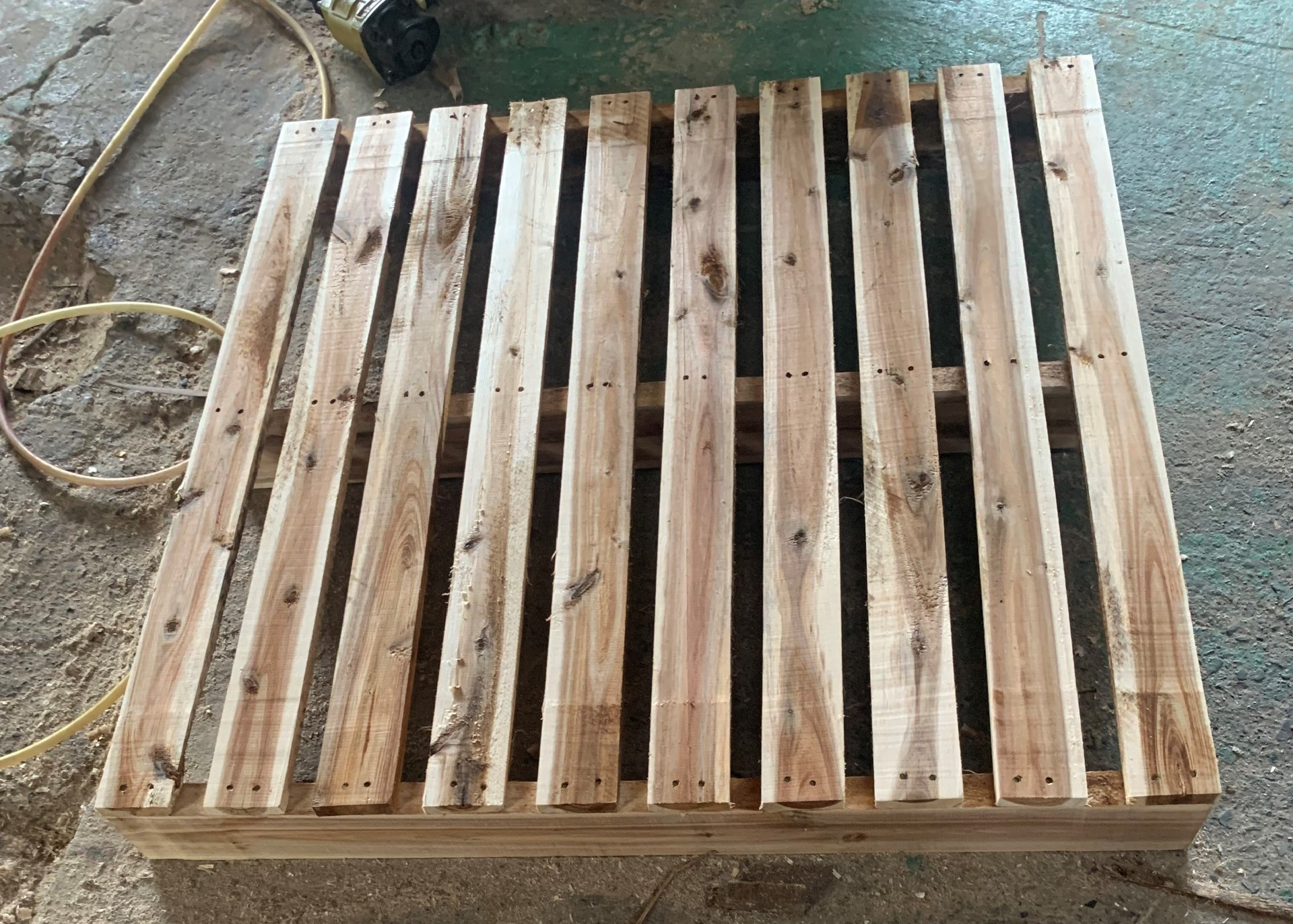 Bán Pallet Gỗ – Giá Pallet Gỗ 1000x1200 Giá Rẻ Tại Vương Minh Khang